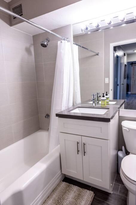 Апартаменты 2Br Downtown Convention Center Near Attractions Сиэтл Экстерьер фото